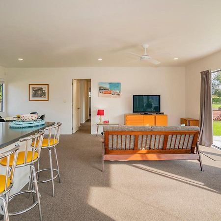 Sunlight Bach - Whitianga Holiday Home Εξωτερικό φωτογραφία