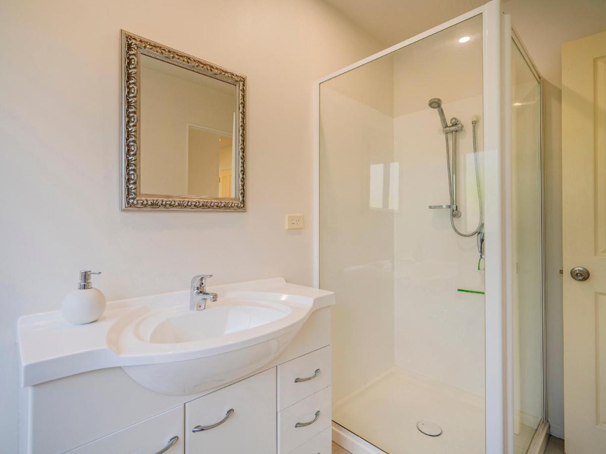 Sunlight Bach - Whitianga Holiday Home Εξωτερικό φωτογραφία